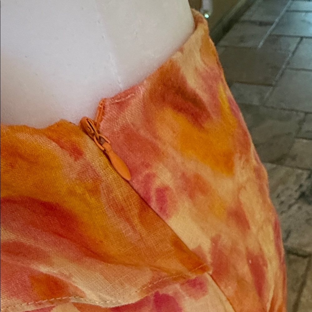Zara Flutter-Sleeve linen Open-Back Maxi Dress in Orange Floral - Picture 11 of 15